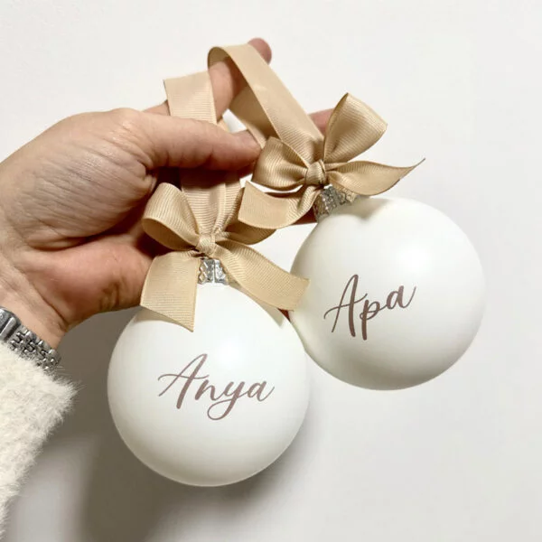 Feliratozható karácsonyi üveggömb - matt fehér - 8 cm